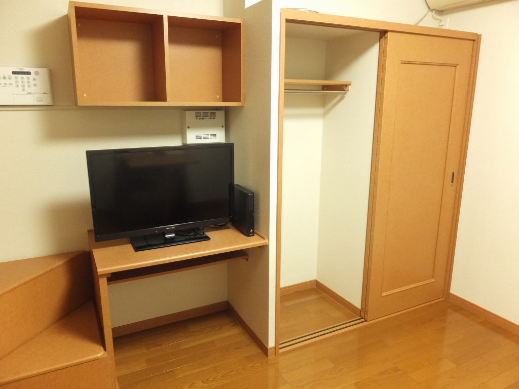 レオパレスオータムⅡ クローゼット