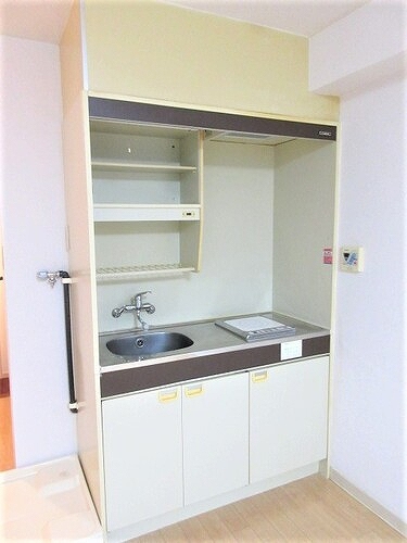 ライオンズマンション関内第２ キッチン　※2021年11月撮影時