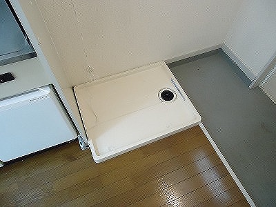 ノイ・ハウゼ1階 部屋その他