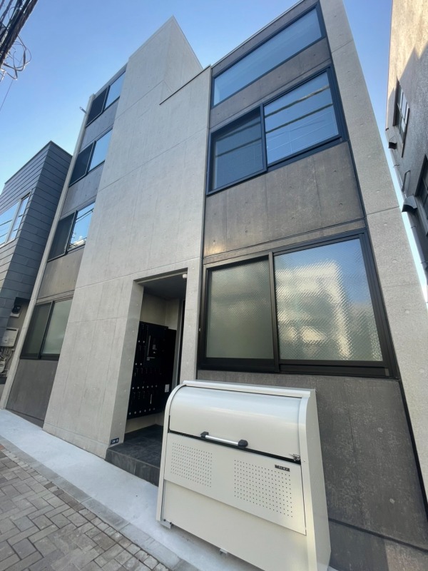 LIFEED CREAL広尾3階 外観