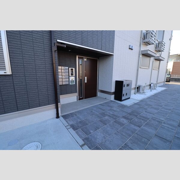 D-KISARIA　EⅠ エントランス