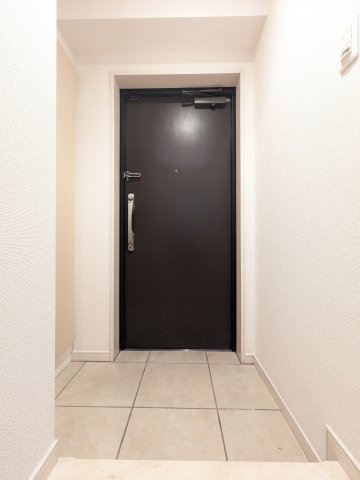 ルクレ初台 玄関