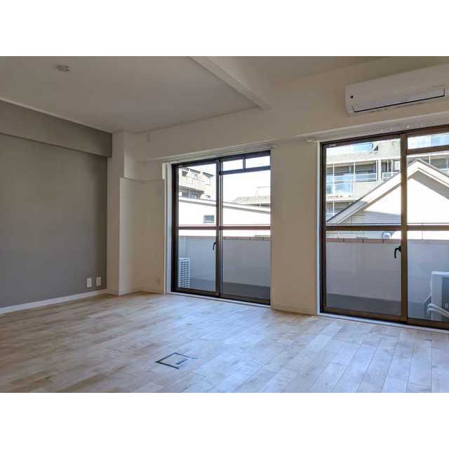 グリーンウッド大蔵313号室 内観