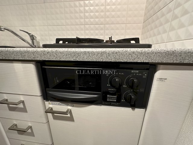 グラーサ西麻布 グリル付きシステムキッチン