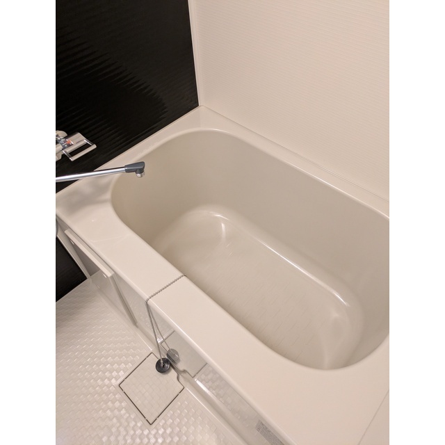 プレール・ドゥーク横濱子安206号室 ※各階色合いが異なります