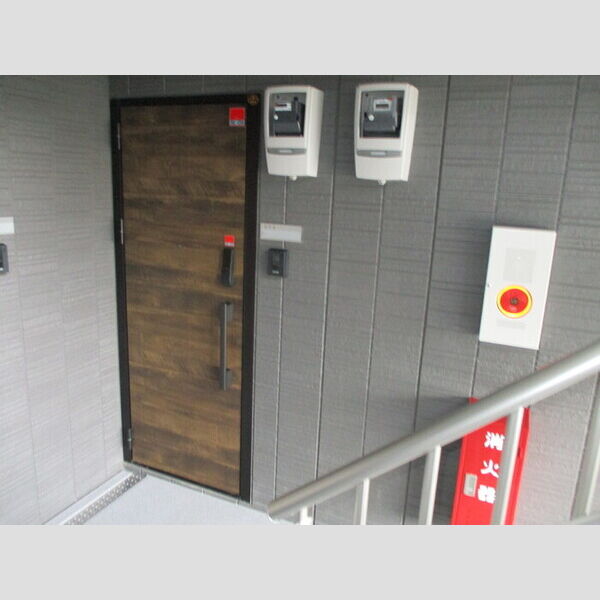 サニーハイム206号室 206