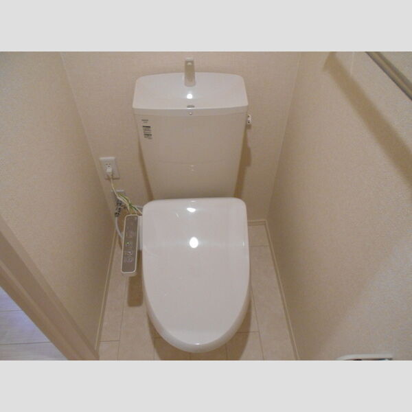 ロイジェントパークス草加手代　B306号室 温水洗浄暖房便座トイレ