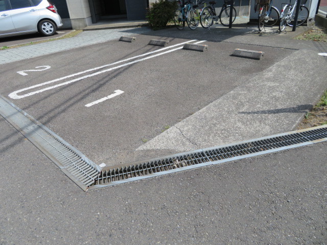 ファイン・ヴュー0101号室 駐車場