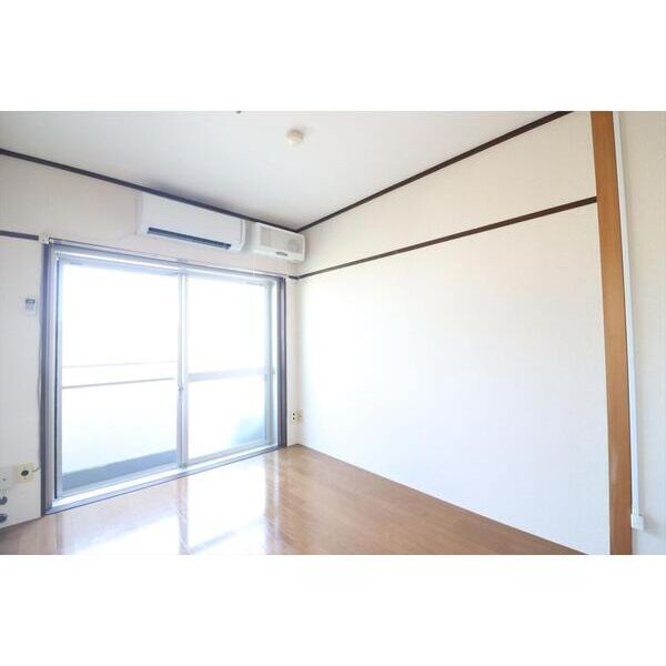 桜ヶ丘ハイム207号室 リビング