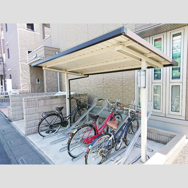 Tip Top Masuko 駐輪場