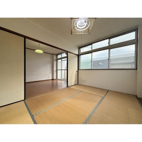 メゾンヨシダ リビング