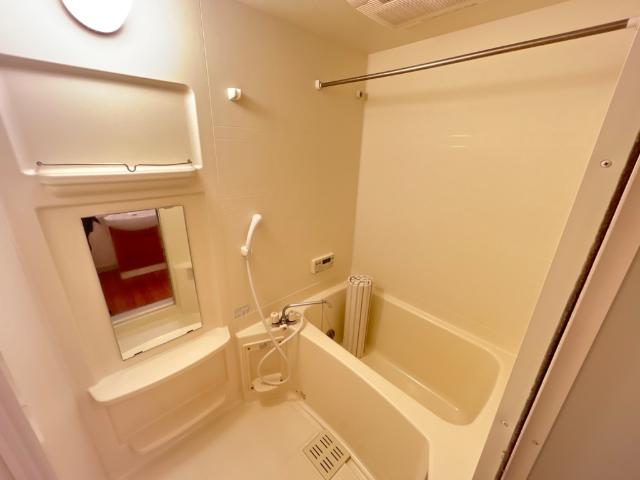 マノリアⅡ203号室 バス