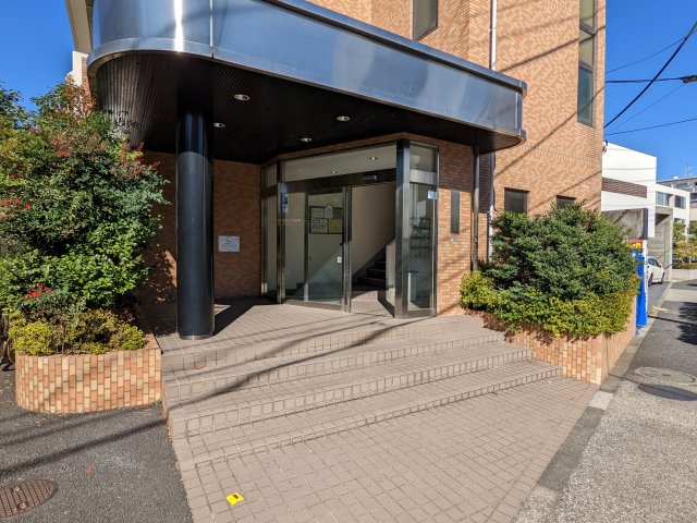 榎本ハイデンス102号室 エントランス