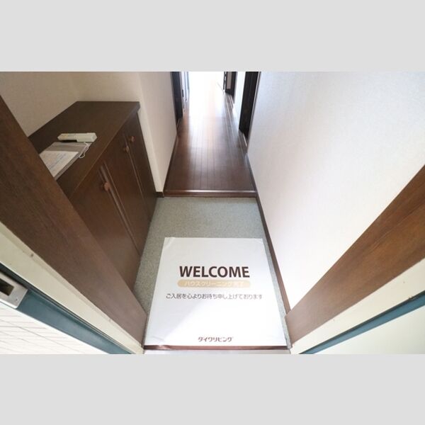 グランディス新八柱 玄関