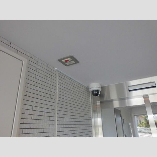 オーチャードK 防犯カメラ