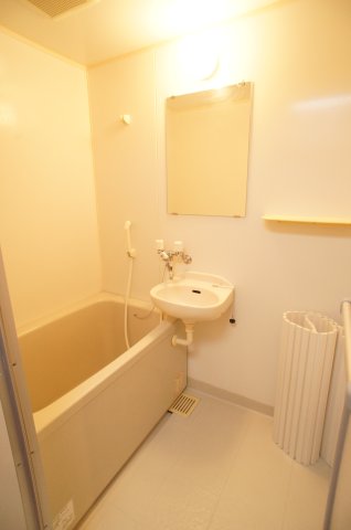 鎌取ＯＫＡＭＯＴＯ．Ｂ0502号室 お風呂