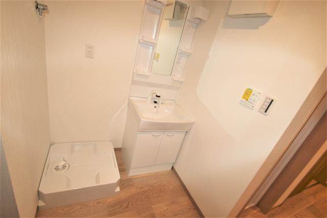 ファーマメント大宮大和田3階 室内洗濯機置場