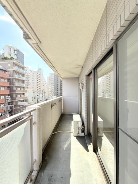 リエール若松町5階 リビング