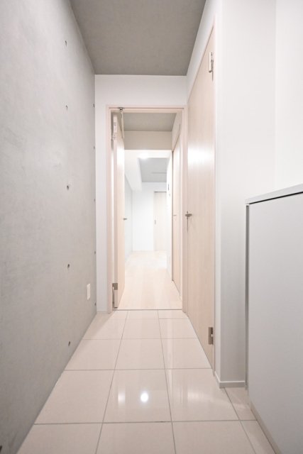 Ｌｅ　Ｎｉｄ　日本橋地下1階 玄関