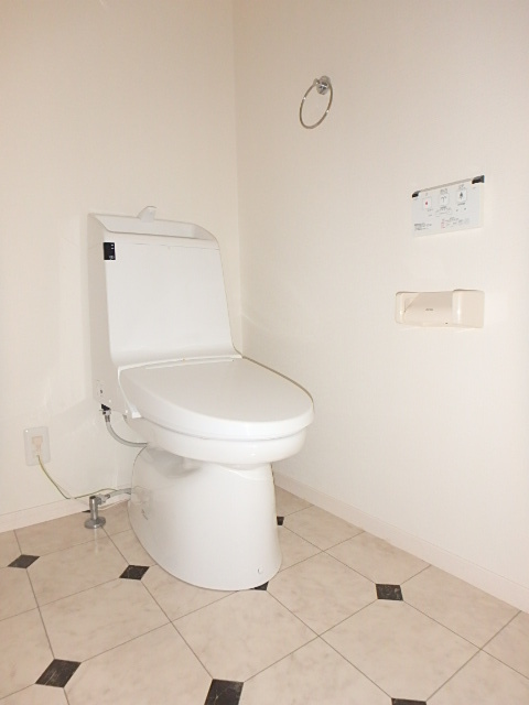 アートヒルズ第５世田谷1階 トイレ