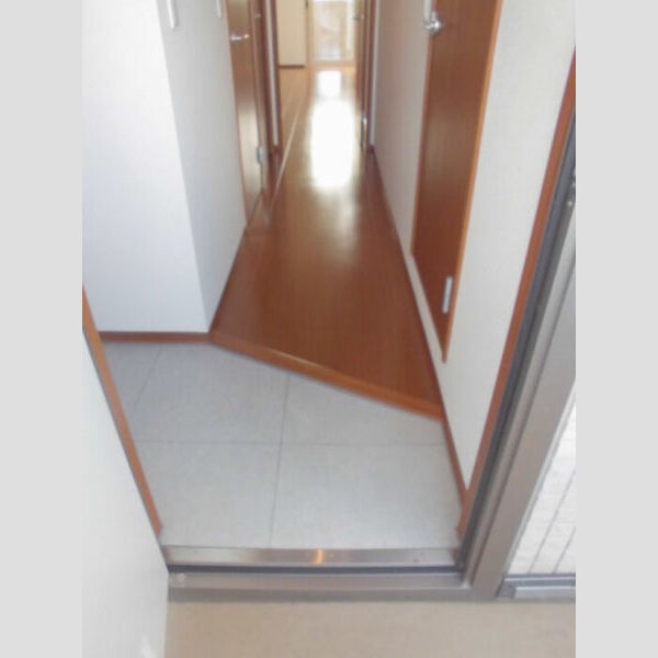 メルヴェーユ307号室 玄関