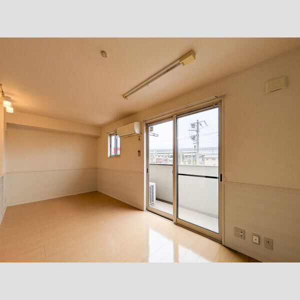 ルピナス　弐番館 リビングダイニング