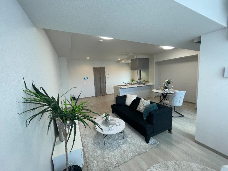 クロスゲート青葉台4階 ※写真は802号室