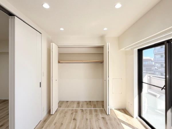 リエール若松町5階 リビング