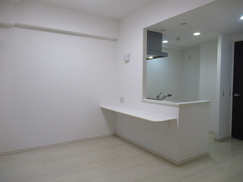 グローベル　ザ・スイート横浜プレミア リビングダイニング