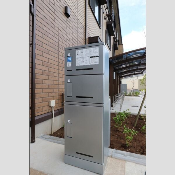 センシーロ柏の葉102号室 宅配ボックス