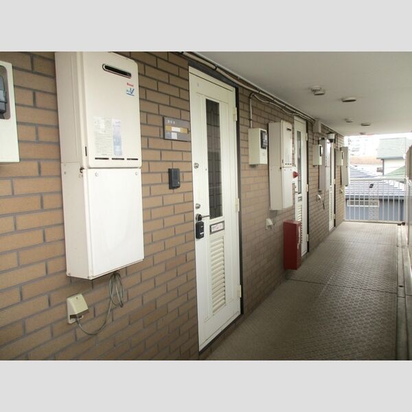 アンビションEIGHT203号室 玄関