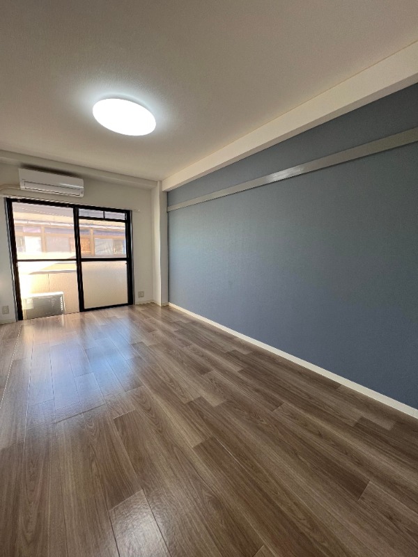 シティ松波 高級感のあるフローリング