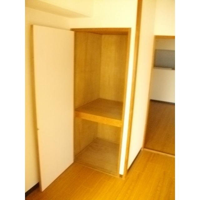 サンハイム清水0201号室 同建物別部屋の参考画像