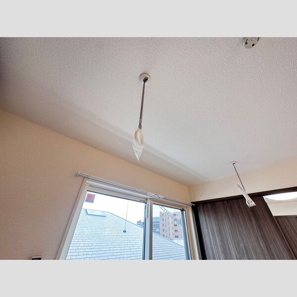 レンブランサ湘南台302号室 室内物干し