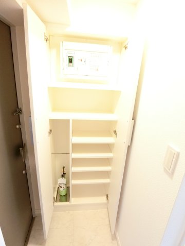 SYNEX HON-KOMAGOME903号室 ※過去退去時のお写真です