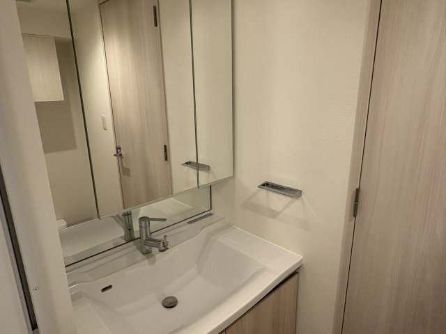 ｅｋｉｓｍ国立 洗面