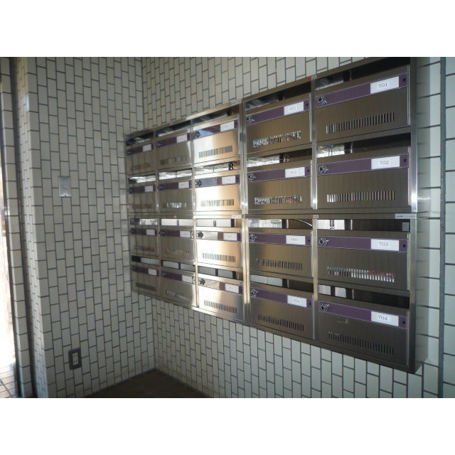 ハイツG-ONE504号室 集合ポスト