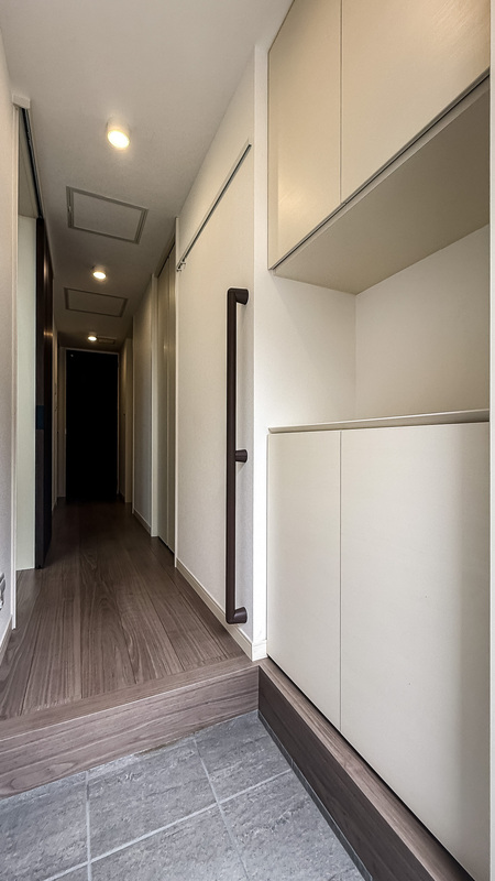 ＭＡＩＳＯＮ　ＬＩＭＯＮＡＩＡ1階 玄関