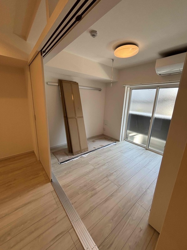 リブリ・ココシャンブル 寝室