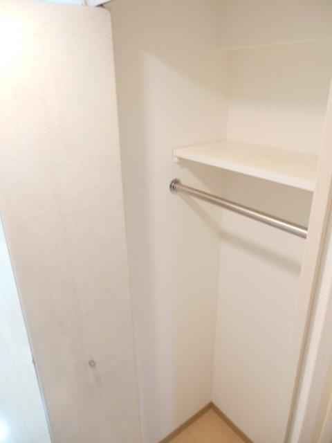 ガラ・シティ横浜西口 クローゼット