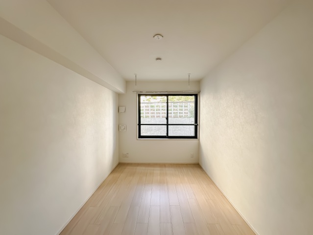 スカイコートリュクス品川大崎202号室 リビング