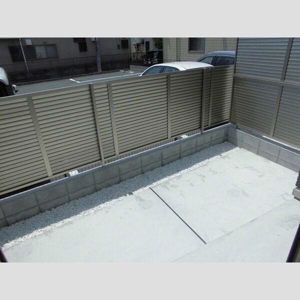 グランフォルト高砂101号室 テラス