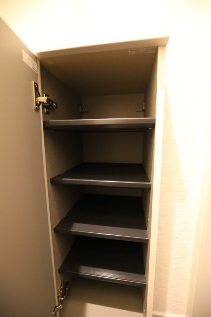 ＦＩＲＳＴ　ＨＯＵＳＥ　ＡＺＵＭＡＢＡＳＨＩ3階 靴入