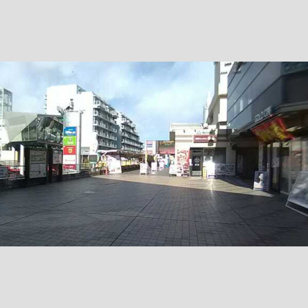 セジュールラフィネ 京王相模原線京王永山駅前(2017.2月撮影)