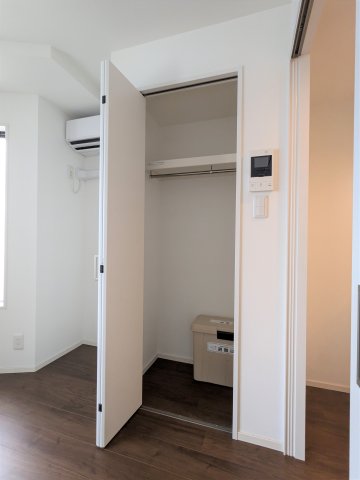 エルファーロ代々木0302号室 収納