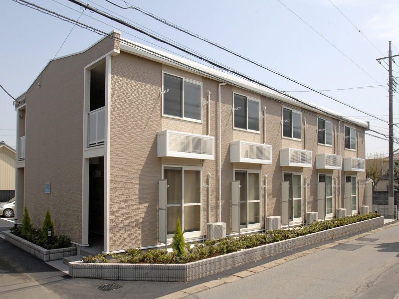 レオパレスアカシアの外観画像