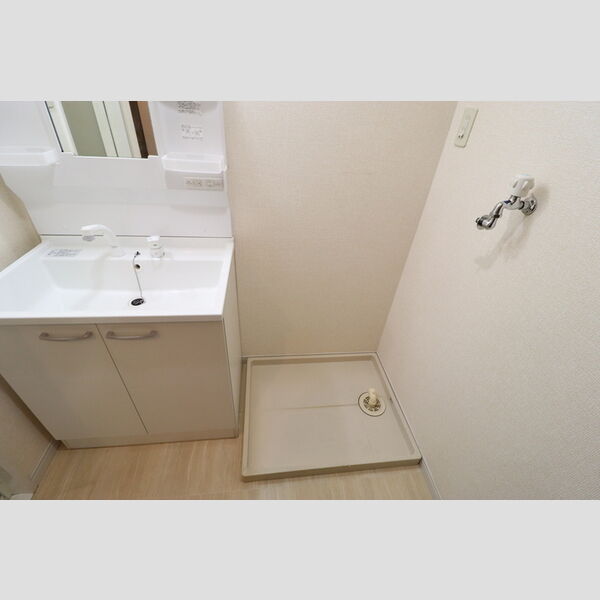 アレックス千葉寺402号室 室内洗濯機置き場