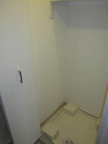 グランド・ガーラ桜木町駅前10階 室内洗濯機置き場