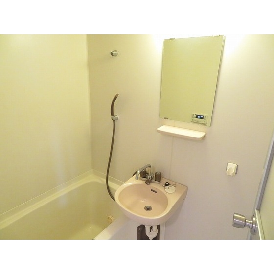 三番館竹下0204号室 内観