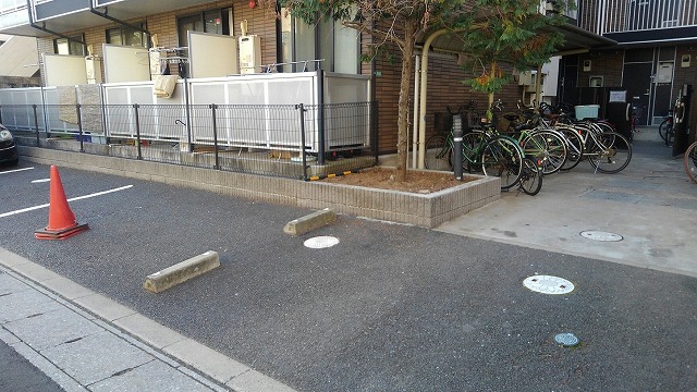 レオパレスグリーン　サカエ405号室 駐輪場